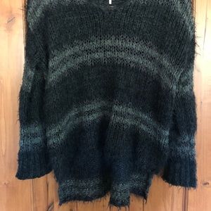 Free People Oversized Fuzzy Sweater Small